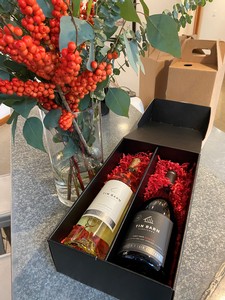 Two bottle gift box